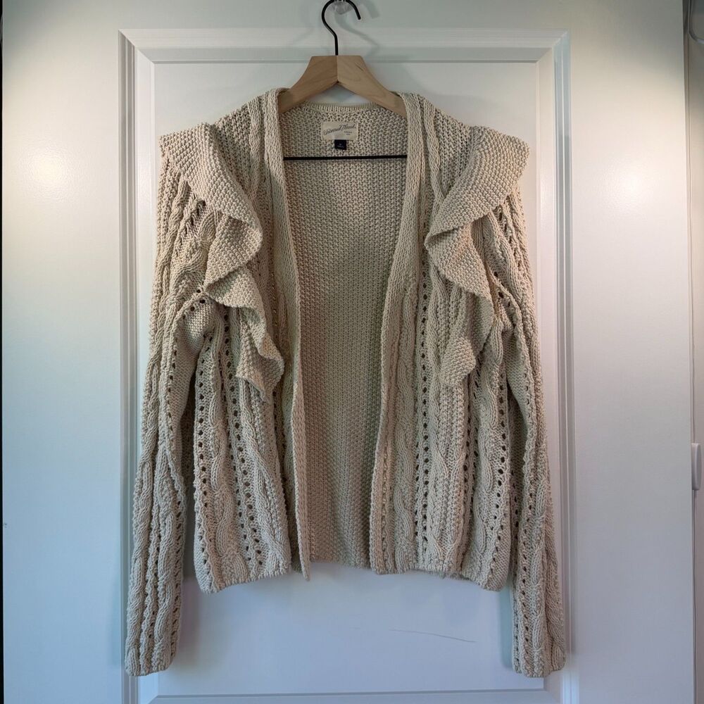 Universal Thread Cable Knit Ruffle Cardigan Cream Medium